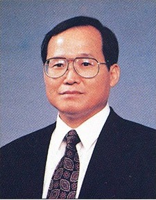 강신원 이사장 사진